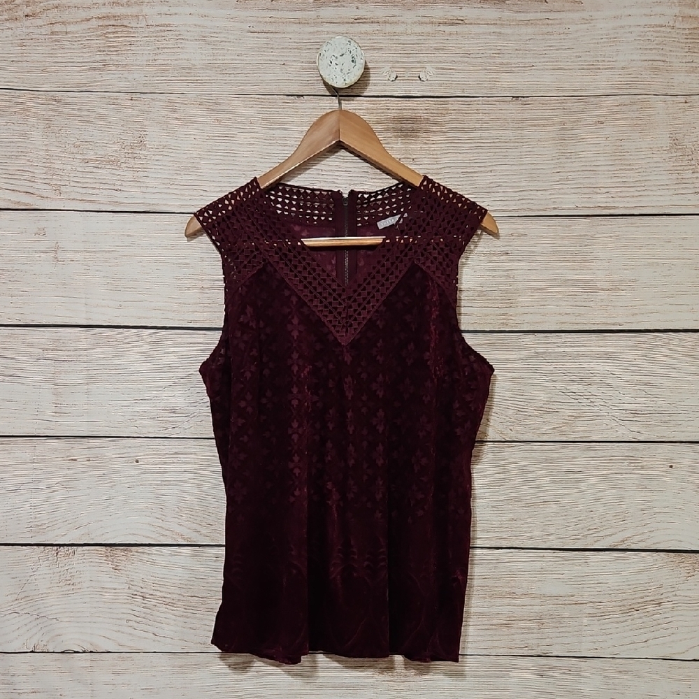 Valerie Stevens Burgundy Velvet Lace Sleeveless Blouse Large